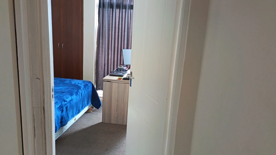 2 Bedroom Property for Sale in Whispering Pines Western Cape